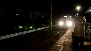 preview picture of video '長野電鉄屋代線の最期　2012/3/31 23:25  井上駅最後の回送列車'