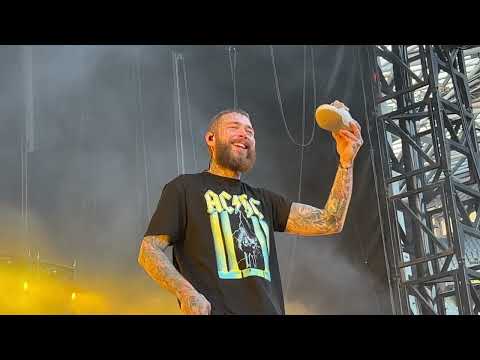 Post Malone doing a shoey in Australia (4K)