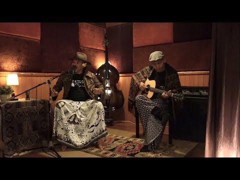Sugih Tanpo Bondo - Sujiwo Tejo feat Lian Panggabean (Official Music Video)