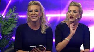 auvisio Portabler Bluetooth-3.0-Lautsprecher mit Freisprech-Funktion, 2x 6 W