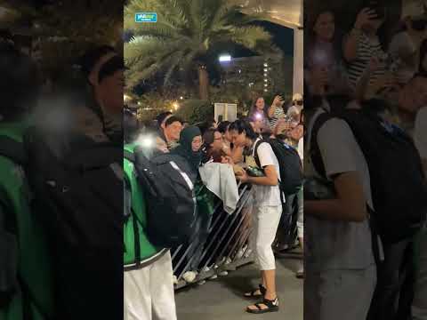 DLSU fans serenade the Lady Spikers with cheers outside of the MOA Arena, despite season ending loss