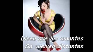 Un Amor Diferente Lyrics English Translation
