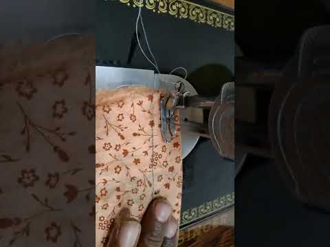 Usha Tailor DLX Sewing Machine