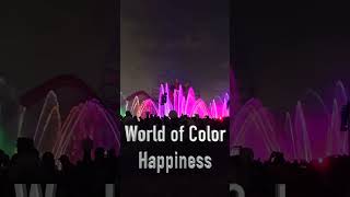 Boyz II Men Perform Rainbow Connection in World of Color! 🌈🎶✨