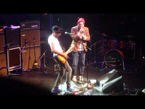 Keziah Jones⎥Simply Beautiful (Feat. Ben L'Oncle Soul) - @ Paris (Le Bataclan) - 17.12.2013