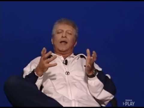 Ravanelli costruisce battute