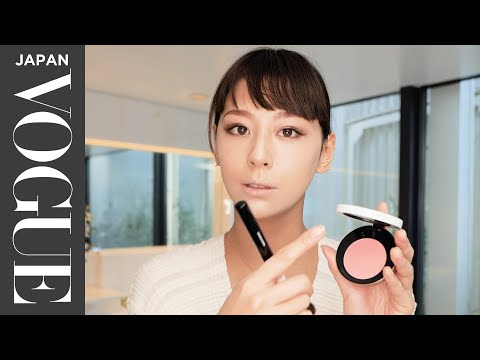 西内まりやの猫目メイクの秘密とは？ 乾燥&むくみ対策に役立つスキンケアティップスも披露。| Beauty Secrets | VOGUE JAPAN