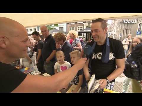 Iedereen heeft zijn eigen reden om naar de Deventer Boekenmarkt te gaan