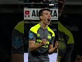 Marco Bizot vs. Hirving Lozano ?