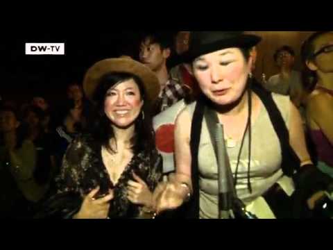 Freude über WM-Titel für Japans Frauen | Frauenfußball-WM 2011