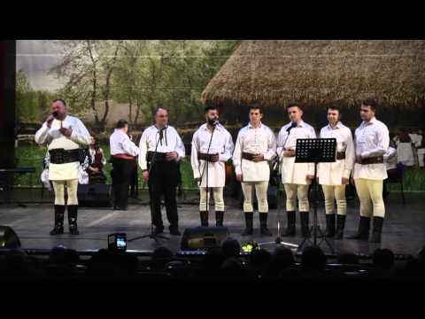 Vali Guia si "Haiducii de la Feleac" - Asta-i casa, und' mi-i drag - live  - 8 martie 2016
