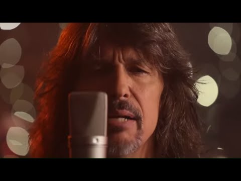 Foreigner - The Flame Still Burns (Official Music Video)