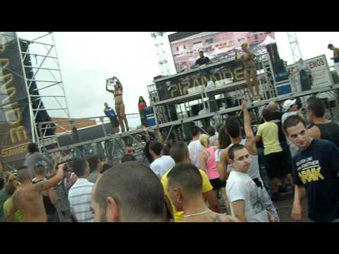 Summer Rave 2011 - Piramide (DJ JUANMA)