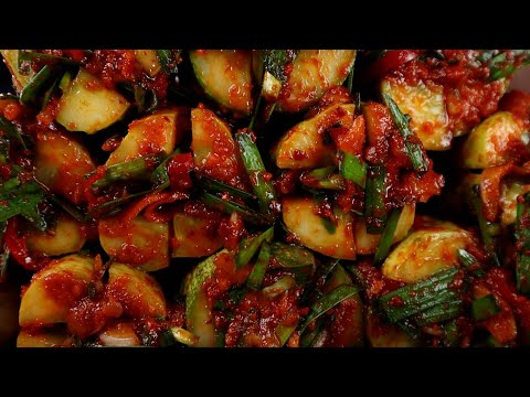 끓는물을 부어주세요. 반찬 대박집 오이소박이 정말 쉽게 알려드려요~