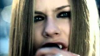 Avril Lavigne-Falling Down Official Music Video