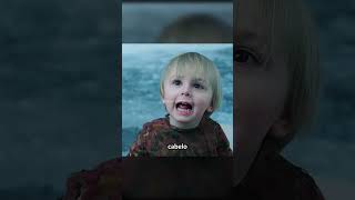 Uma bebê foi trancada em um cubo de gelo, mas usou sua esperteza para sobreviver