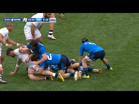 Great Italian play nearly ends with a score! | RBS 6 Nations