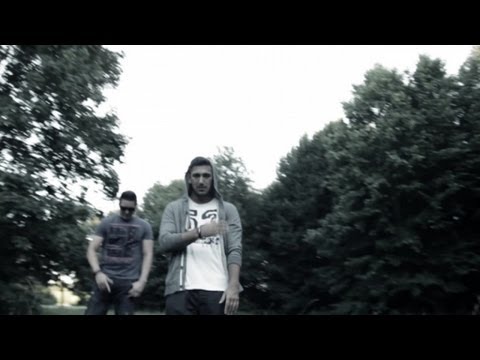 AZZIS MIT HERZ - Treibsand (Official Video HD)