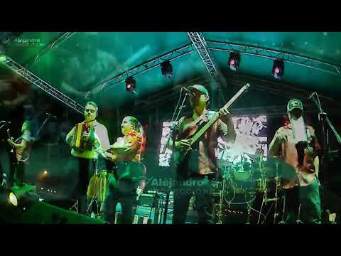 Mosaico Del Tigre En Vivo Jhonathan Chávez Y Los Triunfadores Campanazo Del Chaveo Chiriqui Mall