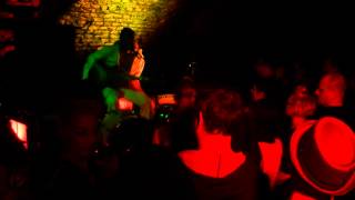 07.02.14 DEAD ELVIS & HIS ONE MAN GRAVE "Shake"@BIG CITY STOMP CUBE Düsseldorf