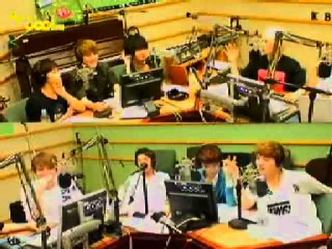 110812-DJEunTeuk play game with their member(Super Junior)