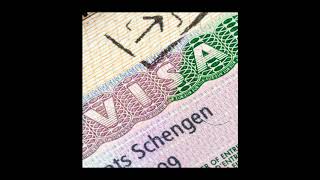 Kadr z teledysku Шенген (Schengen) tekst piosenki LIL KRYSTALLL