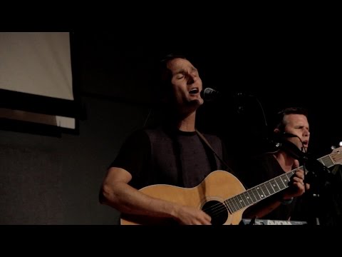 Fragrant Offering (Worship Moment) - Daniel Lehmann // YWAM Kona Music