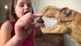 Pet Dinosaur Pranks Annabelle "Toy Freaks Dinosaurs Prank" T Rex