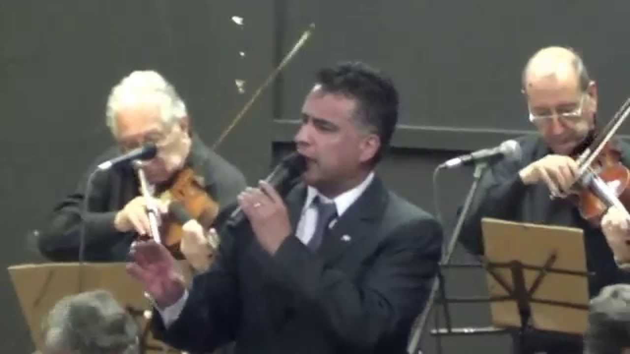 Los Reyes del Tango - Alberto Medina  Tango "Tiempos Viejos" En: La Gran Milonga (18-10-14)  5/10