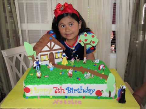 Fondant Cake - Snow White Theme