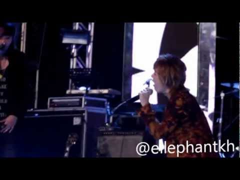 [FANCAM] 311212; COUNTDOWN2013 M.I.B - 나만 힘들게  ( Only Hard For Me )