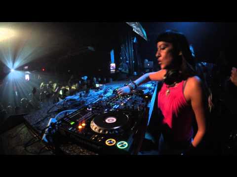 Fatima Hajji @ Happy Techno - City Hall (Barcelona) 19 09 2015