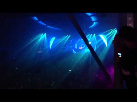 W&W plays their remix of Dash Berlin - Waiting @ Armada Night 2012 (ADE)