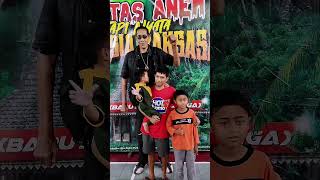 Download lagu momen mas Rosid #tarilenggerwonosobo #taribarong #jaranan #shortvideo #taritopengwonosobo mp3