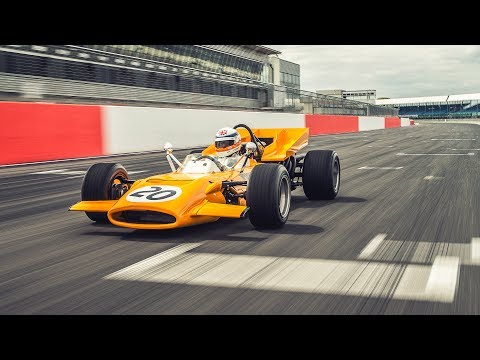 Time Machine: Driving the 1969 McLaren M9A