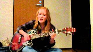 Me singing Alexz Johnson&#39;s &quot;Where does it hurt&quot;