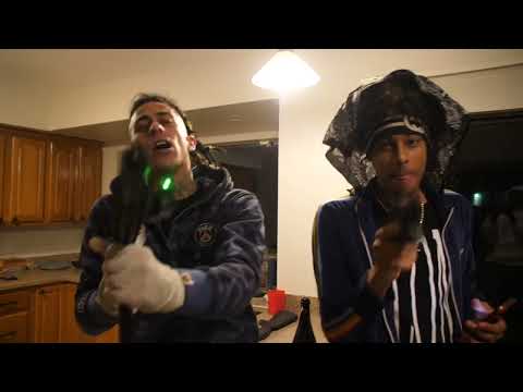 Squeeze Banzz ft Checkthestar- Mack