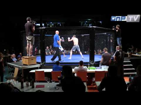 Kombat Komplett 6 - FIGHT Michael Böbner vs Kamel Bensalah