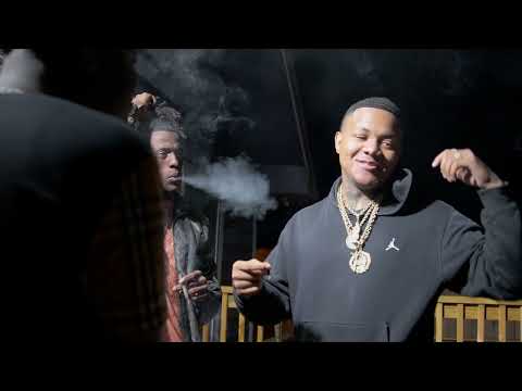 Yung Hunnit -  “For life” live mic performance @Cfree519