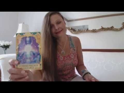 Free Daily Oracle & Tarot Intuitive Angel Card Reading - Tuesday Oct 4, 2016