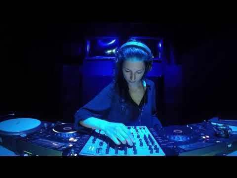 The Blue Oyster: olga er / 04.09 / 20 - 21