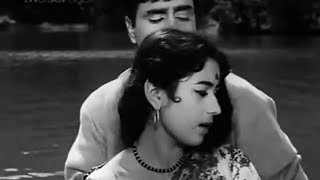 Jhukti Ghata Gaati Hawa Lyrics - Dhool Ka Phool