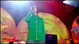 Ian Brown - All Ablaze on Top Of The Pops 2005