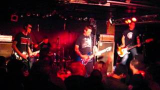 Burning Heads &quot;Fine&quot; Live@La Bellevilloise