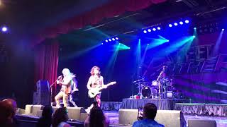 Steel Panther - It Won&#39;t Suck Itself