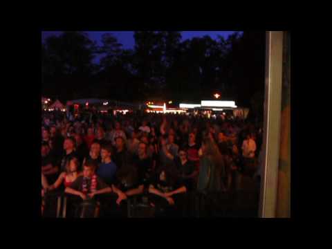 JANIE DIXON - Thunderstruck