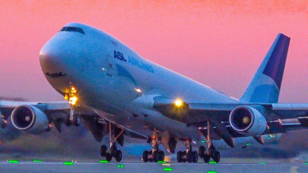 BOEING 747 DEPARTURE with a RED SKY - CARGO PLANES during Sunset (4K)