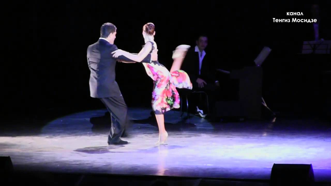 Sabrina and Ruben Veliz. Milonga "Reliquias portenas". Аргентинское танго. Сабрина и Рубен Велис.