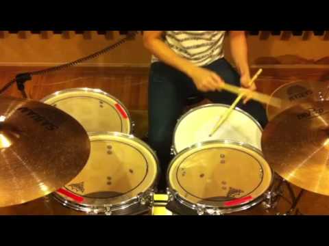 Vinnie Colauita Drum Lick Practice.