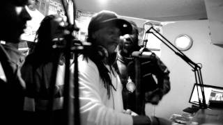 Ras Emmanuel & Jiggy Spuggy freestyling reggae live on-air